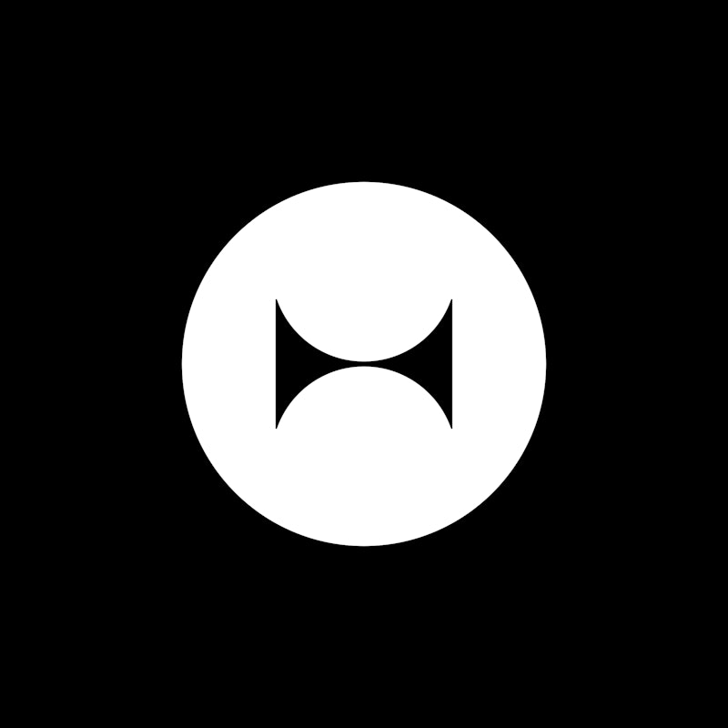 Inspirational logo designed by Rómulo Macció for Medium Publicidad}